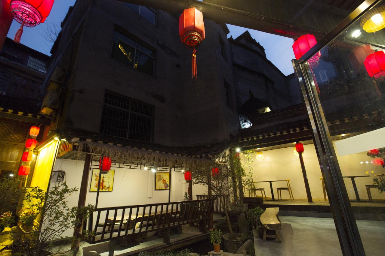 Fenghuang Poshan Inn Extérieur photo